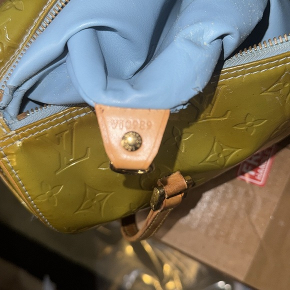 Louis Vuitton Monogram Bedford Green Vernis pre-owned handbag - Picture 14 of 14